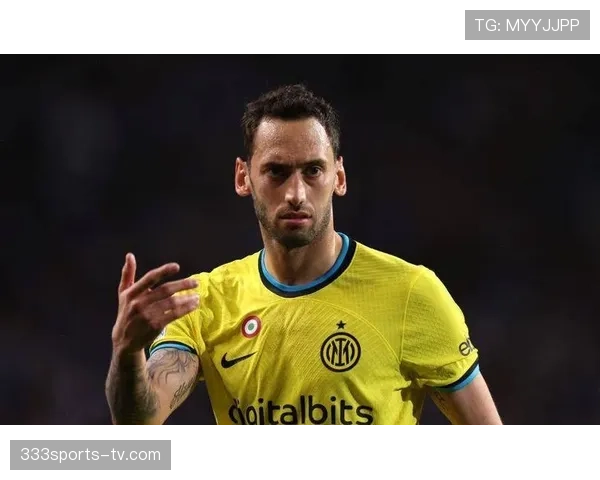 居莱尔 vs 恰尔汗奥卢：土耳其中场核心传承与战术角色差异